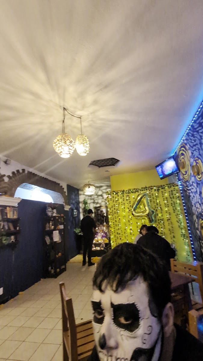 Café La Noche Estrellada Photo 2
