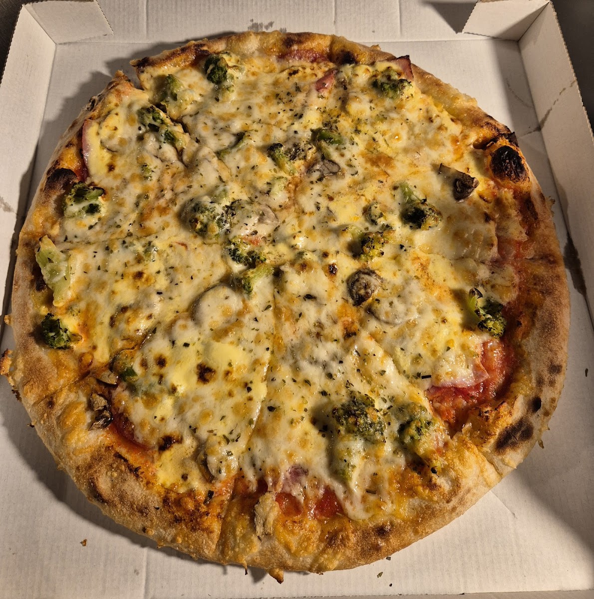 Pizzeria La Roma Photo 3