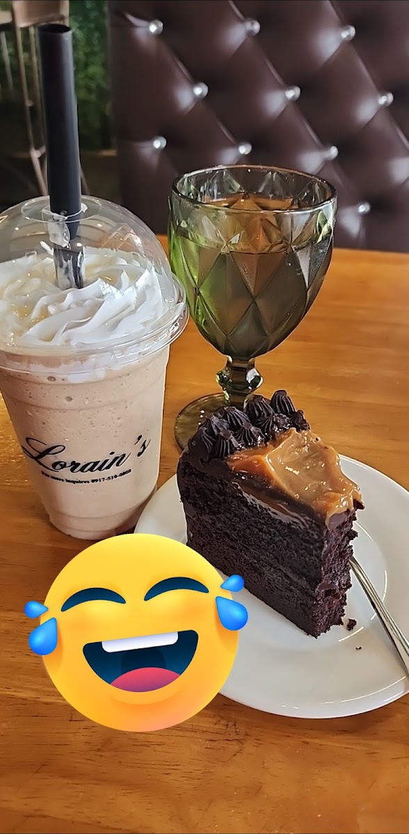Lorain's Cafe Photo 9