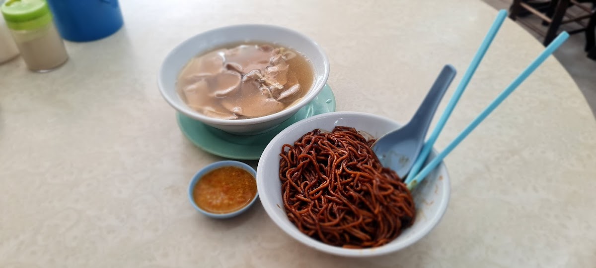 Kedai Kopi Pin Wei 品味沙巴生肉面 Photo 9