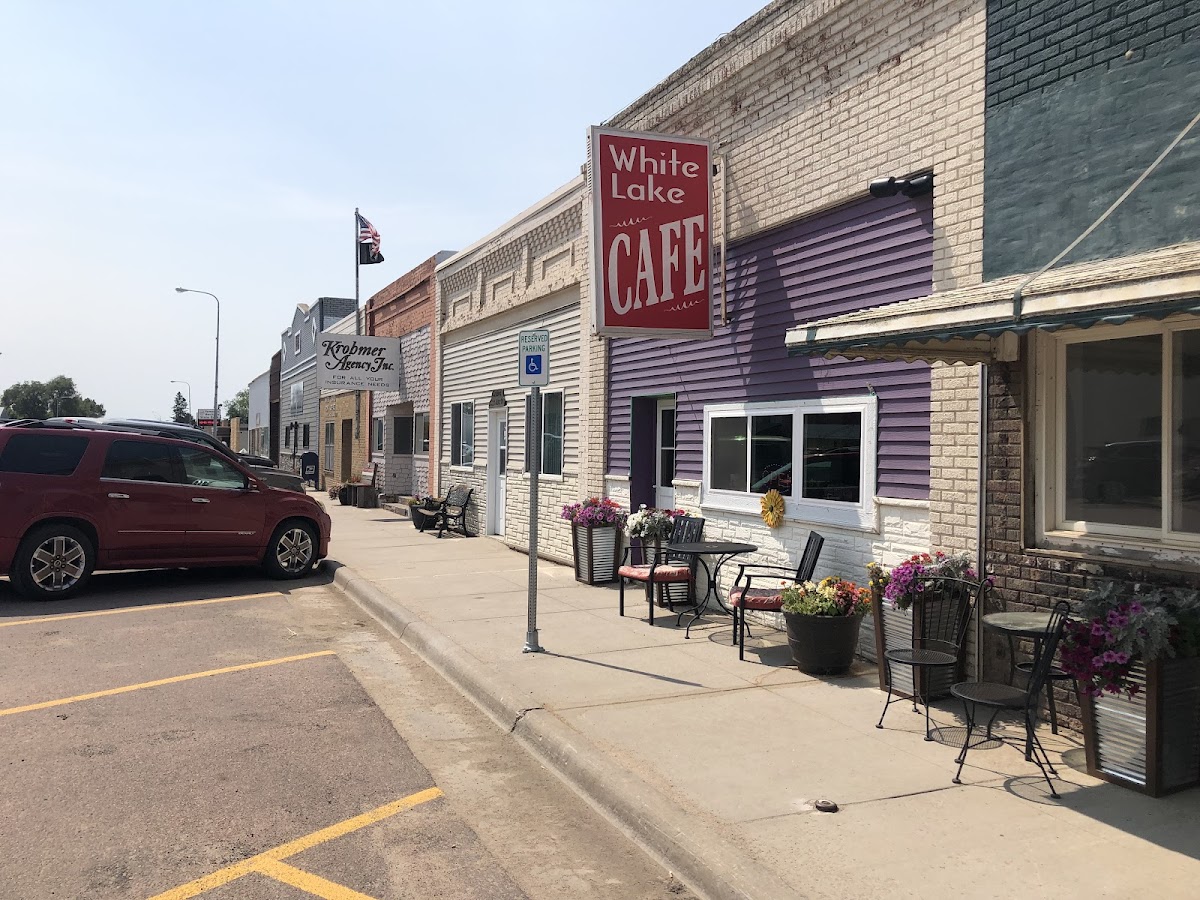 White Lake Cafe Photo 3