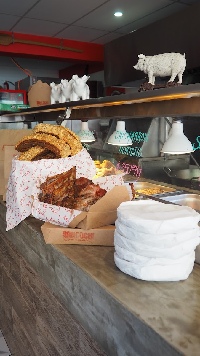 Sancochi Chicharroneria Cacho Photo 9