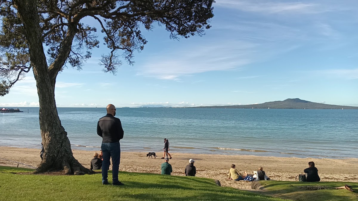 Main Beach Takapuna Photo 2