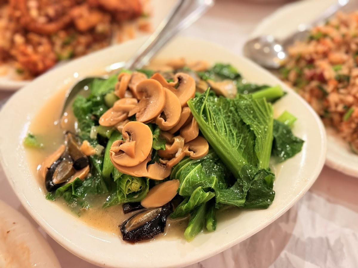 King Wong Chinese & Seafood Restaurant Photo 4