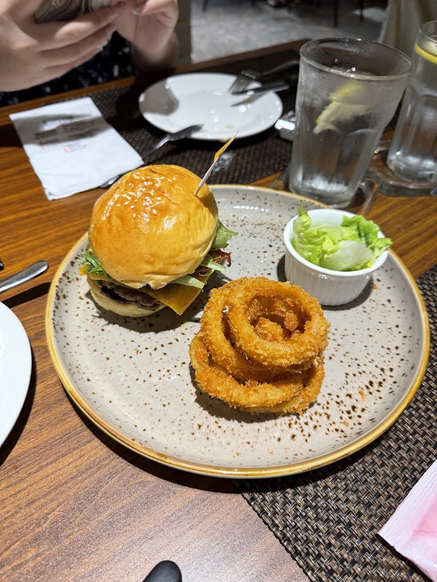TTDI MEAT POINT STEAKHOUSE - حلال Photo 7