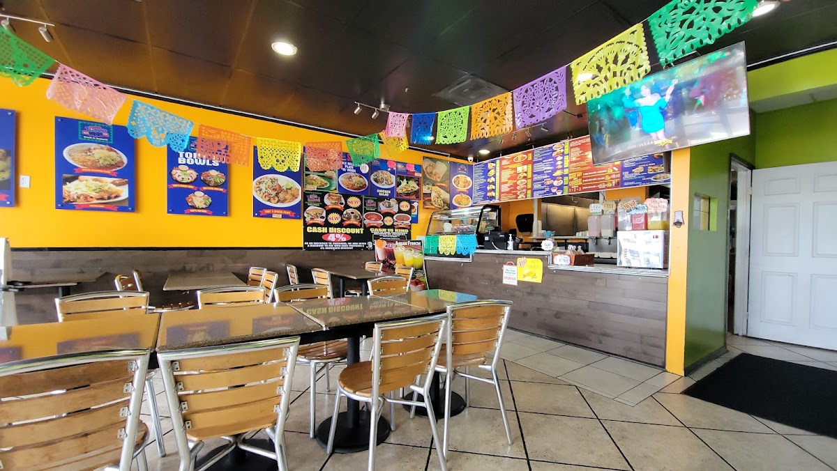 Tony's Fresh Mexican Food Photo 2