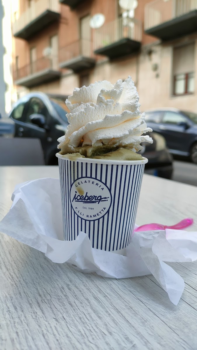 Gelateria Iceberg Photo 5