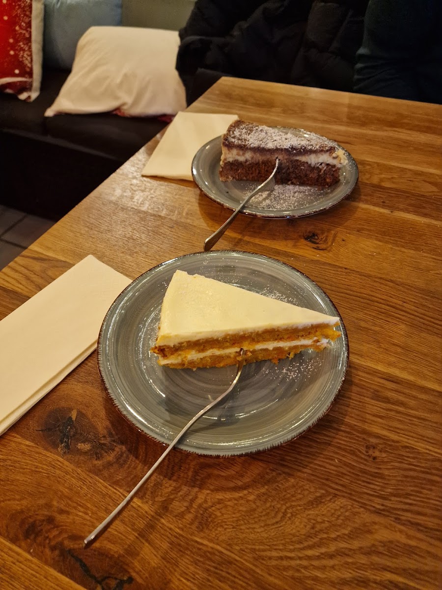 Heming's Coffee Photo 10