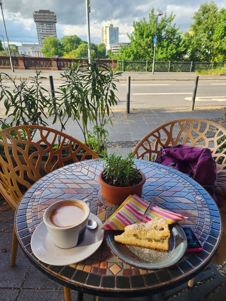 Heming's Coffee Photo 4