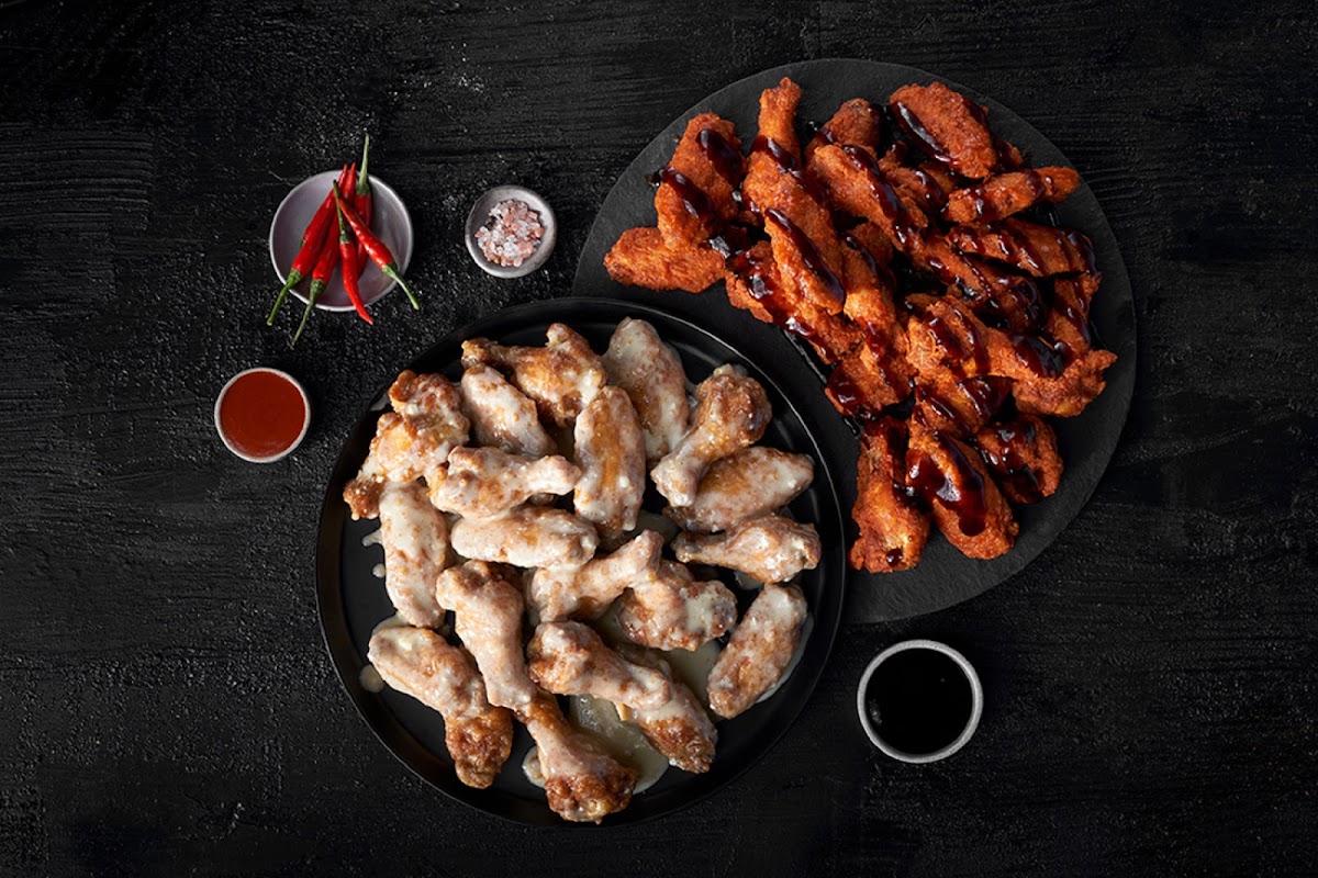 6IXTY WINGS Photo 6