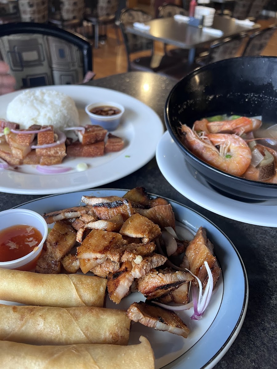 Wilmie's You Bar and Grill Photo 5