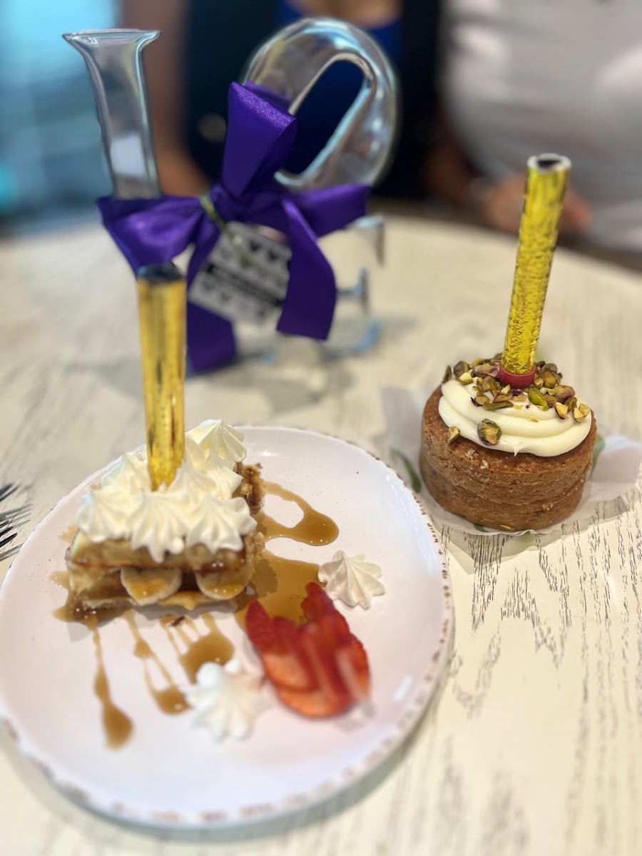 Reina Comfort Food Cumbres Photo 8