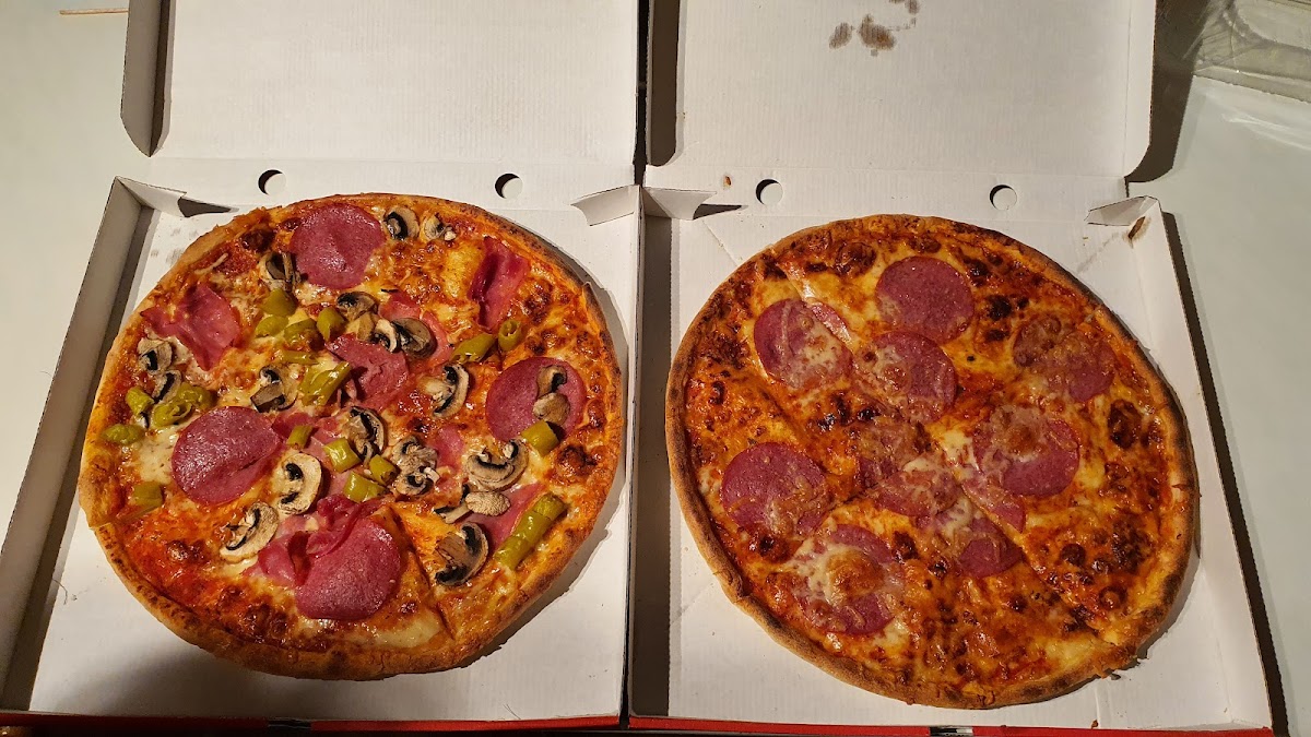 Pizza Elida Photo 5