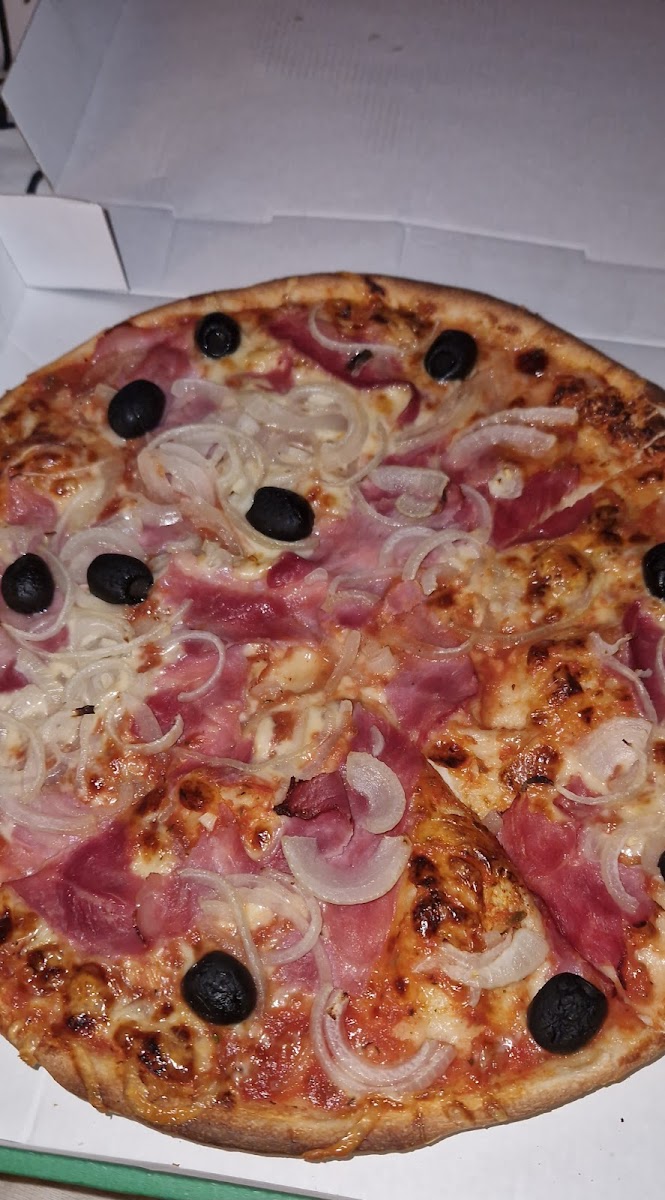 Pizza Elida Photo 7