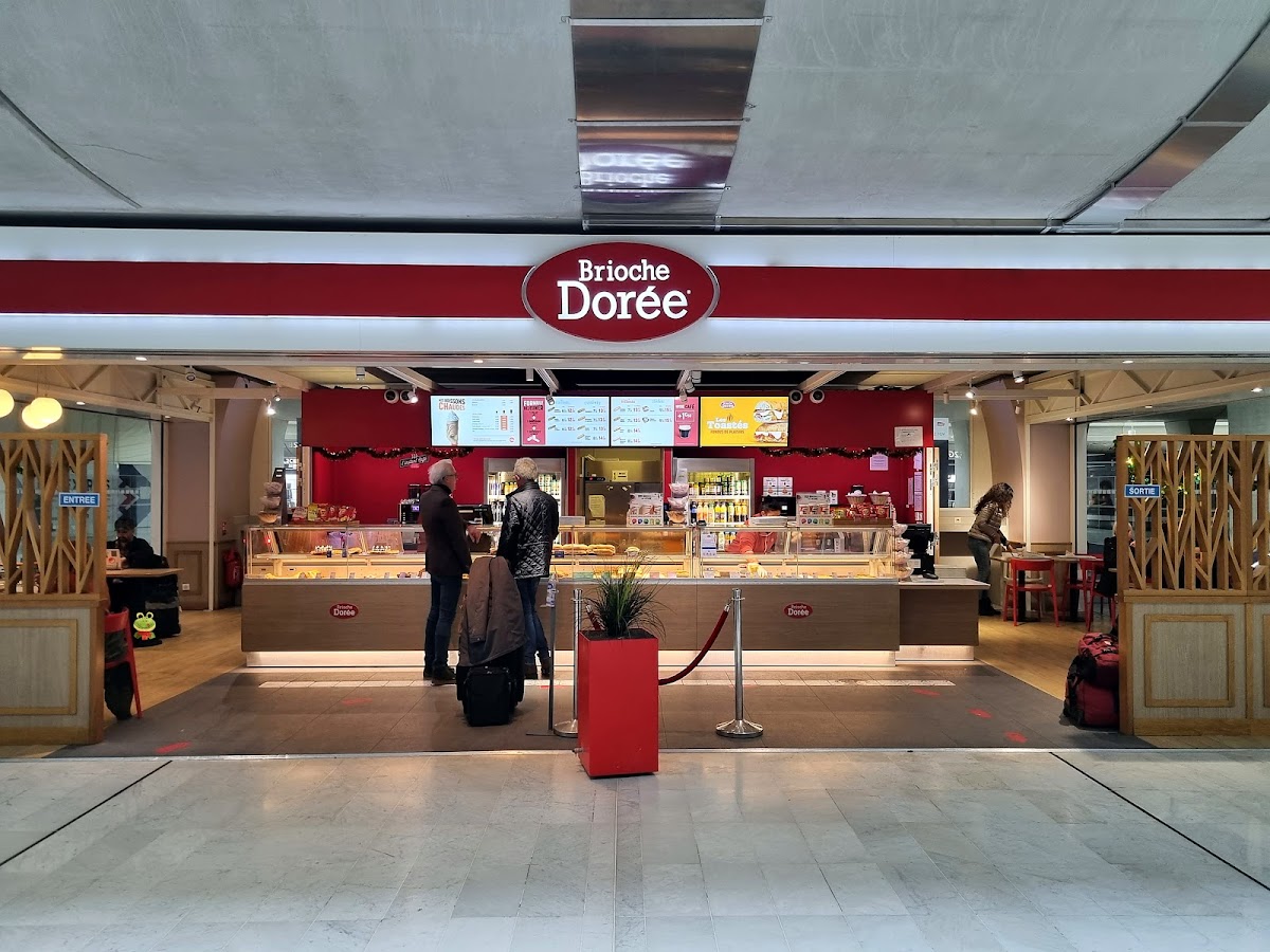 Brioche Dorée - Terminal 2D - Portes D54 - D55