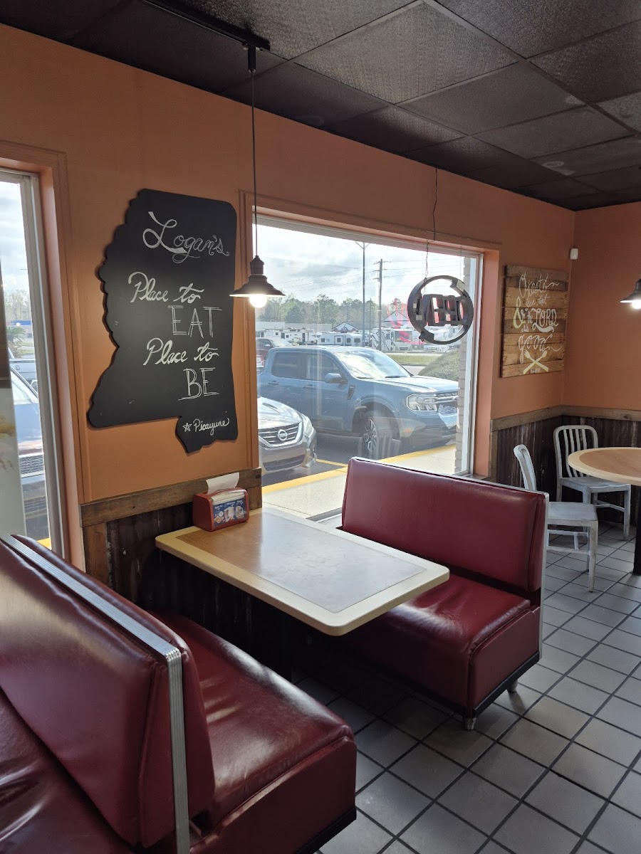 Logan's Famous Chicken and Tenders Photo 4
