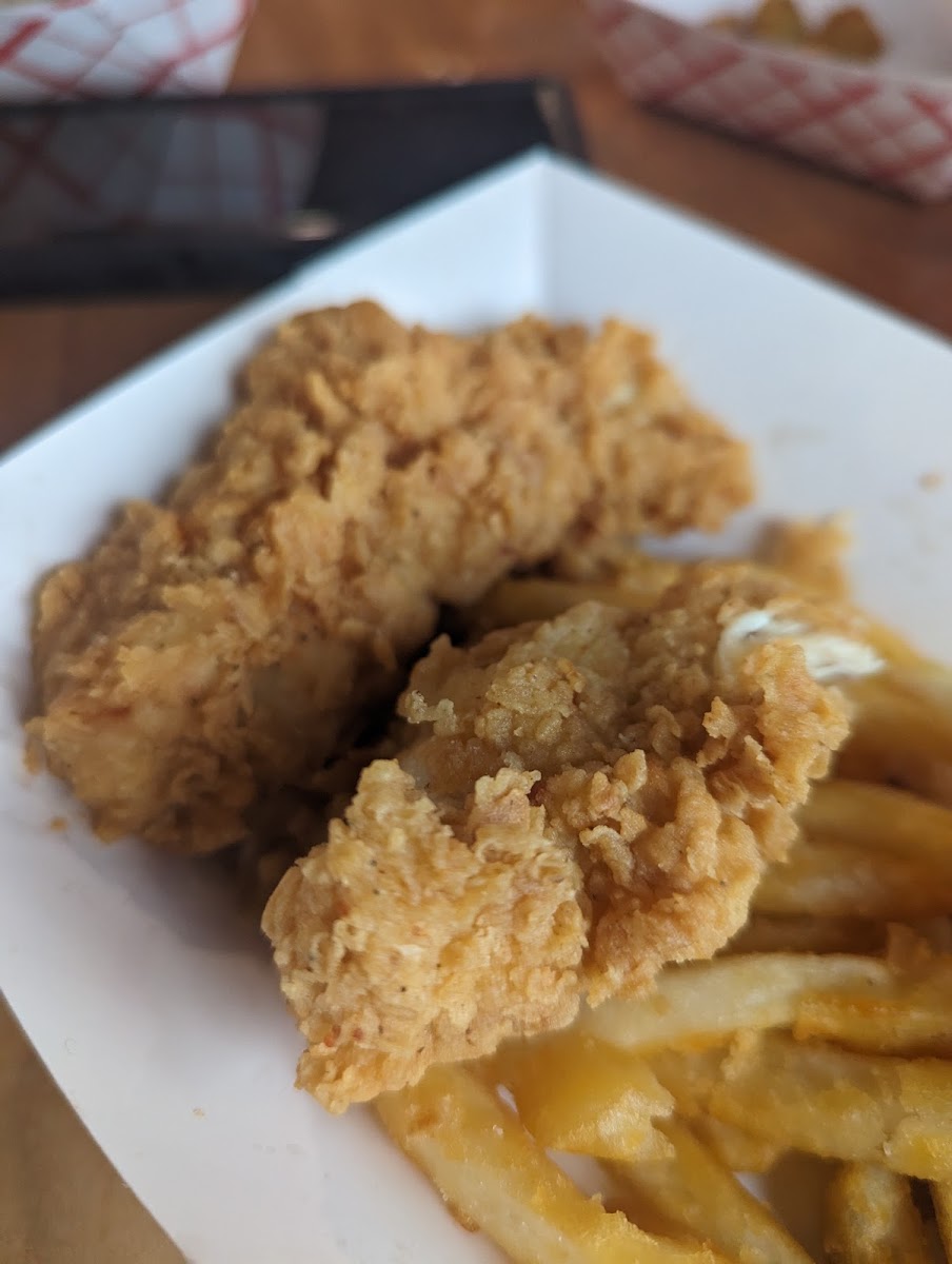 Logan's Famous Chicken and Tenders Photo 6