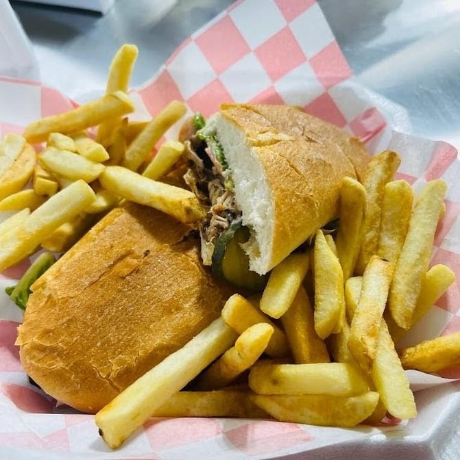 Nenito chimi restaurant Photo 4