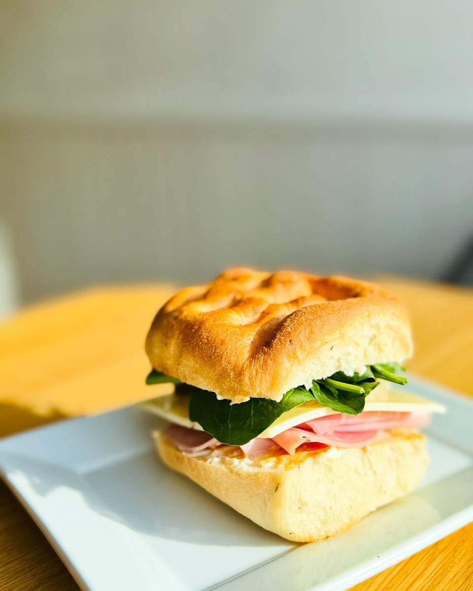 The Oak Tree Coffee House & Boutique Photo 8