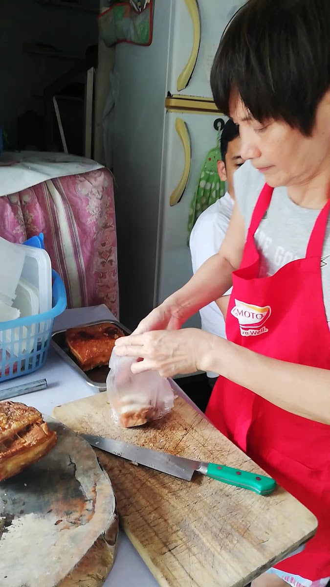 Aling Mely's Carinderia Photo 2