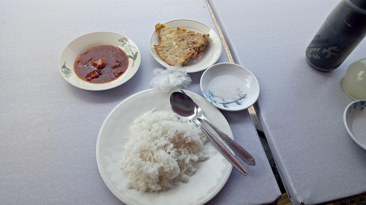 Aling Mely's Carinderia Photo 5