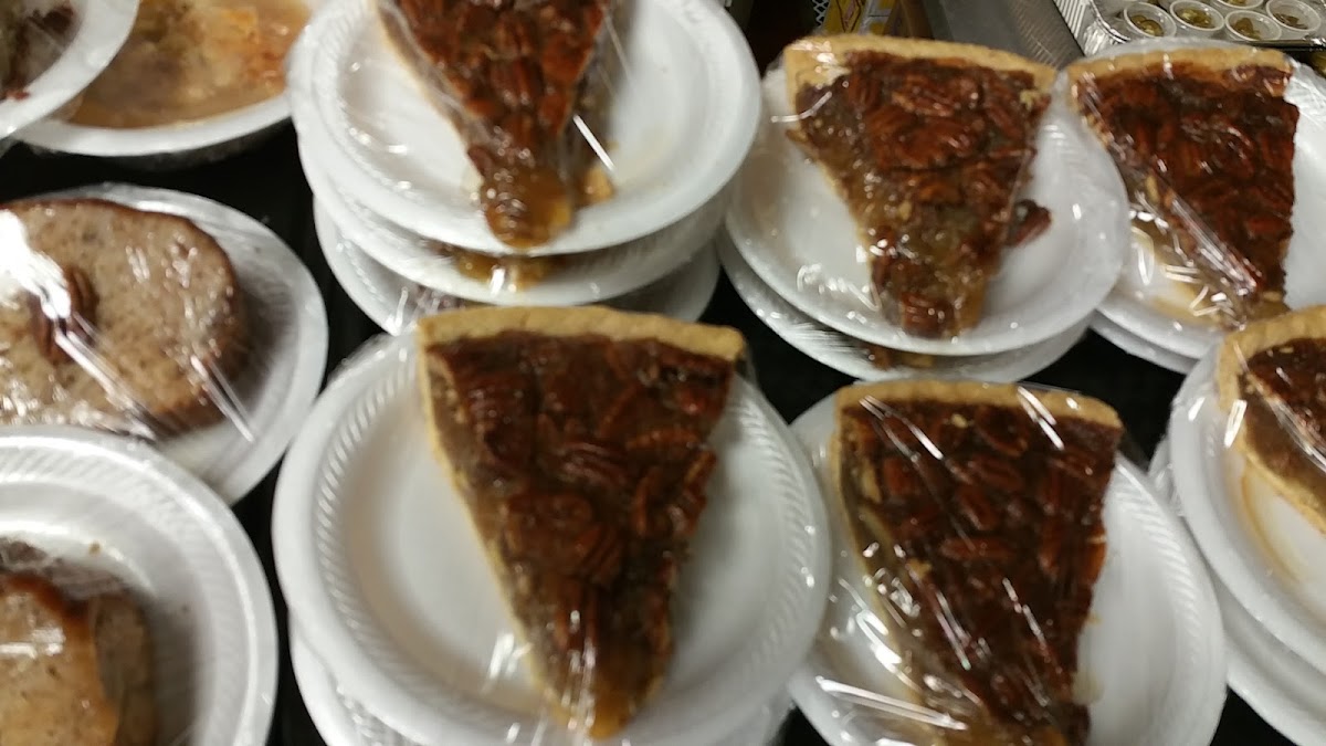 George's Happy Hog Bar-B-Q Photo 10