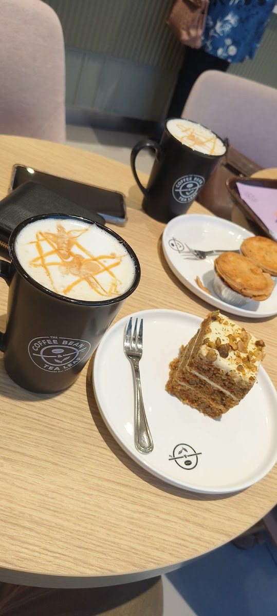 The Coffee Bean & Tea Leaf MKH Boulevard Kajang Photo 8