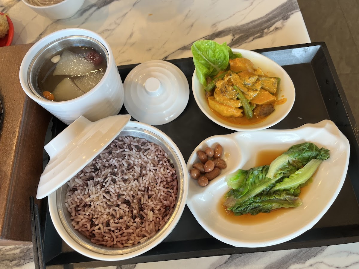 Mama Kim Wellness Kitchen • Greentown Ipoh Photo 9