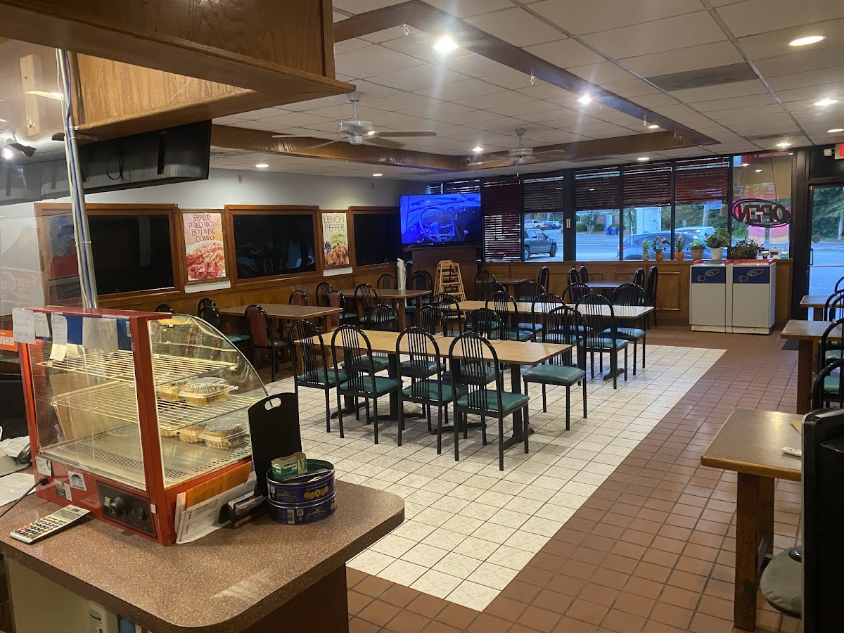 deli delites (wings & Subs)
