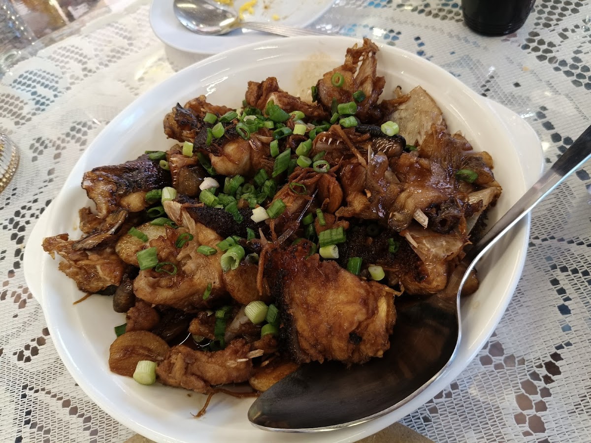 Heeren Kopitiam Photo 4