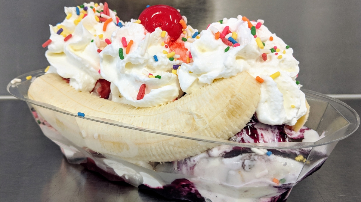 Reid's Ice Cream Parlor Photo 2