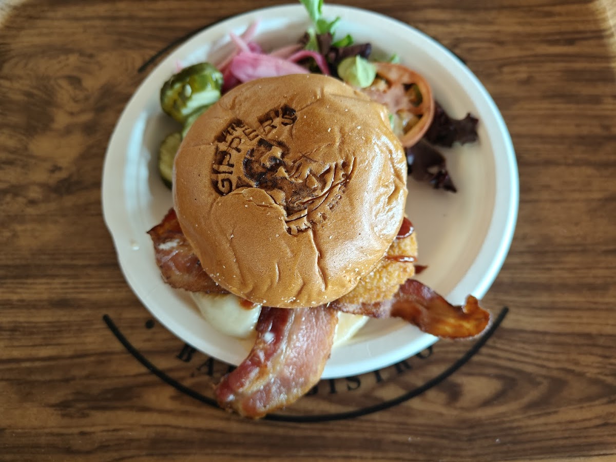 The Gipper's Bar + Bistro Photo 5