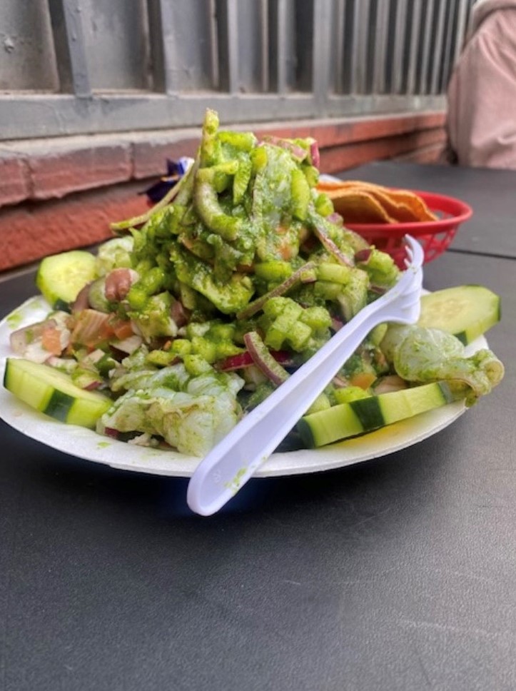 Mariscos El Colima Photo 8