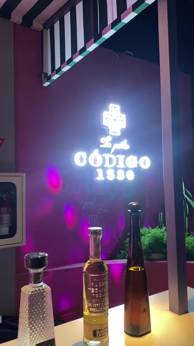 Adriana Cocina & Bar Photo 2