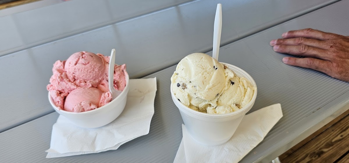 Big D's Cones and Shakes Photo 10