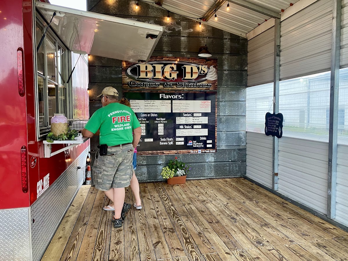 Big D's Cones and Shakes Photo 4