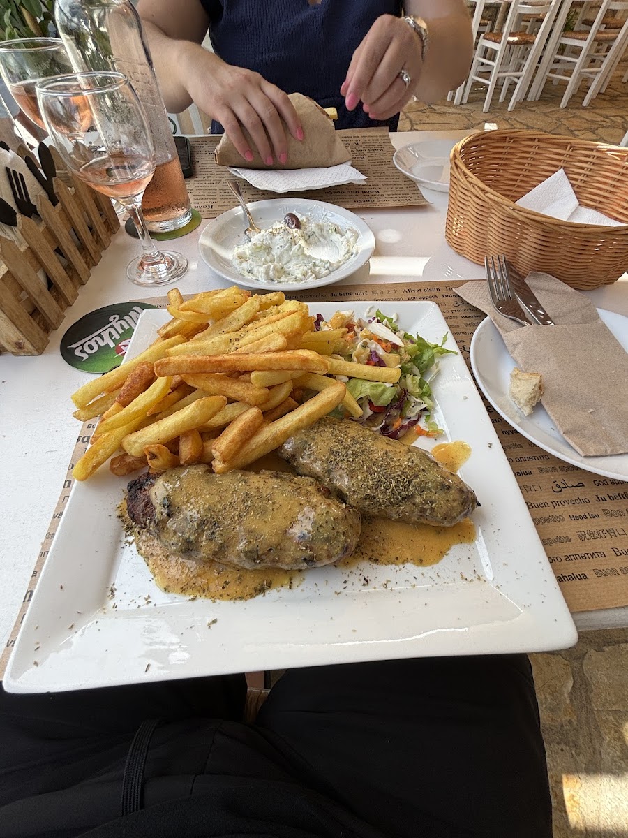 TYLIXTO GRILL HOUSE Photo 9
