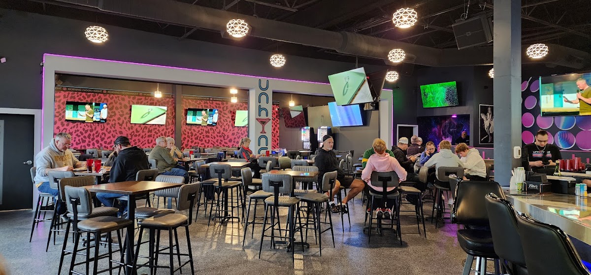 Unhynged Sports Bar