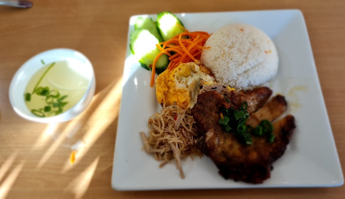 Saigon Pho Photo 7