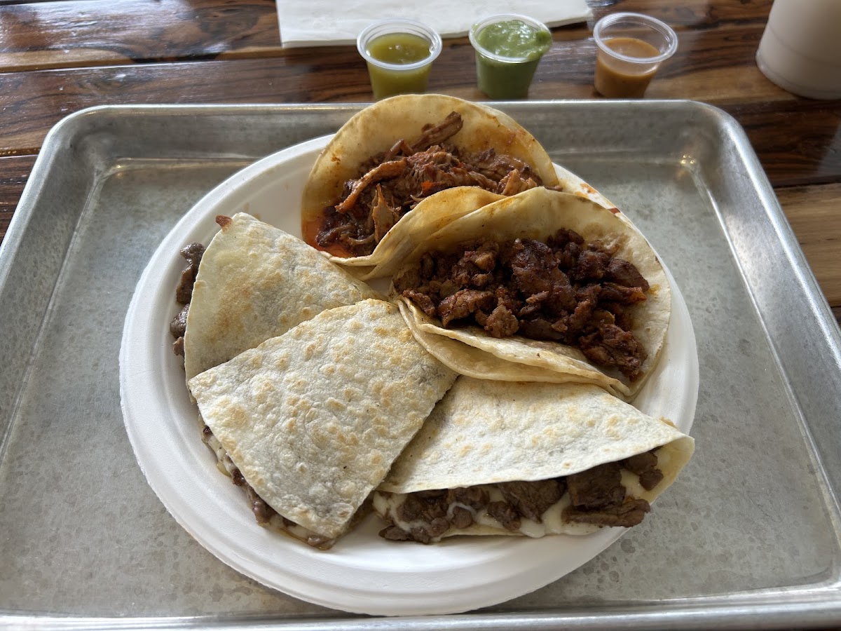 Kique’s Taqueria Photo 4