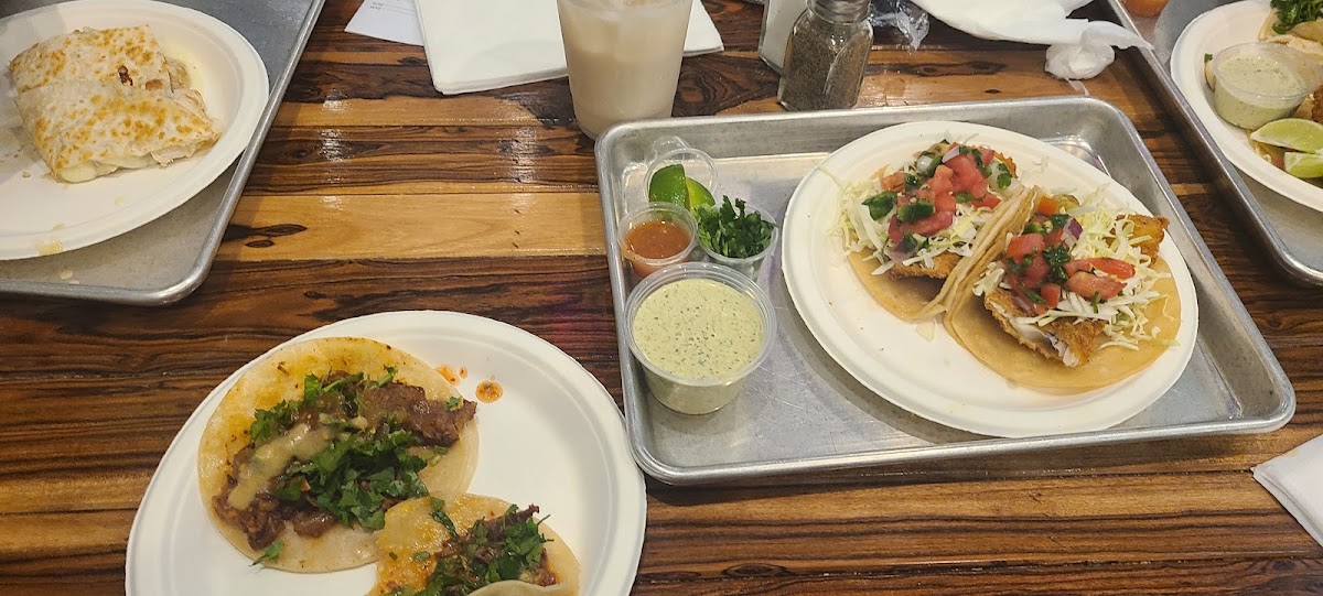 Kique’s Taqueria Photo 8