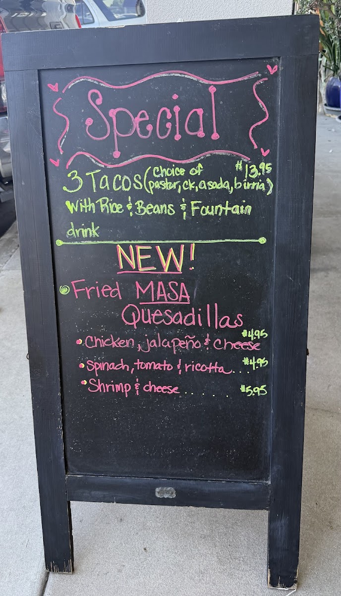 Kique’s Taqueria Photo Menu 4