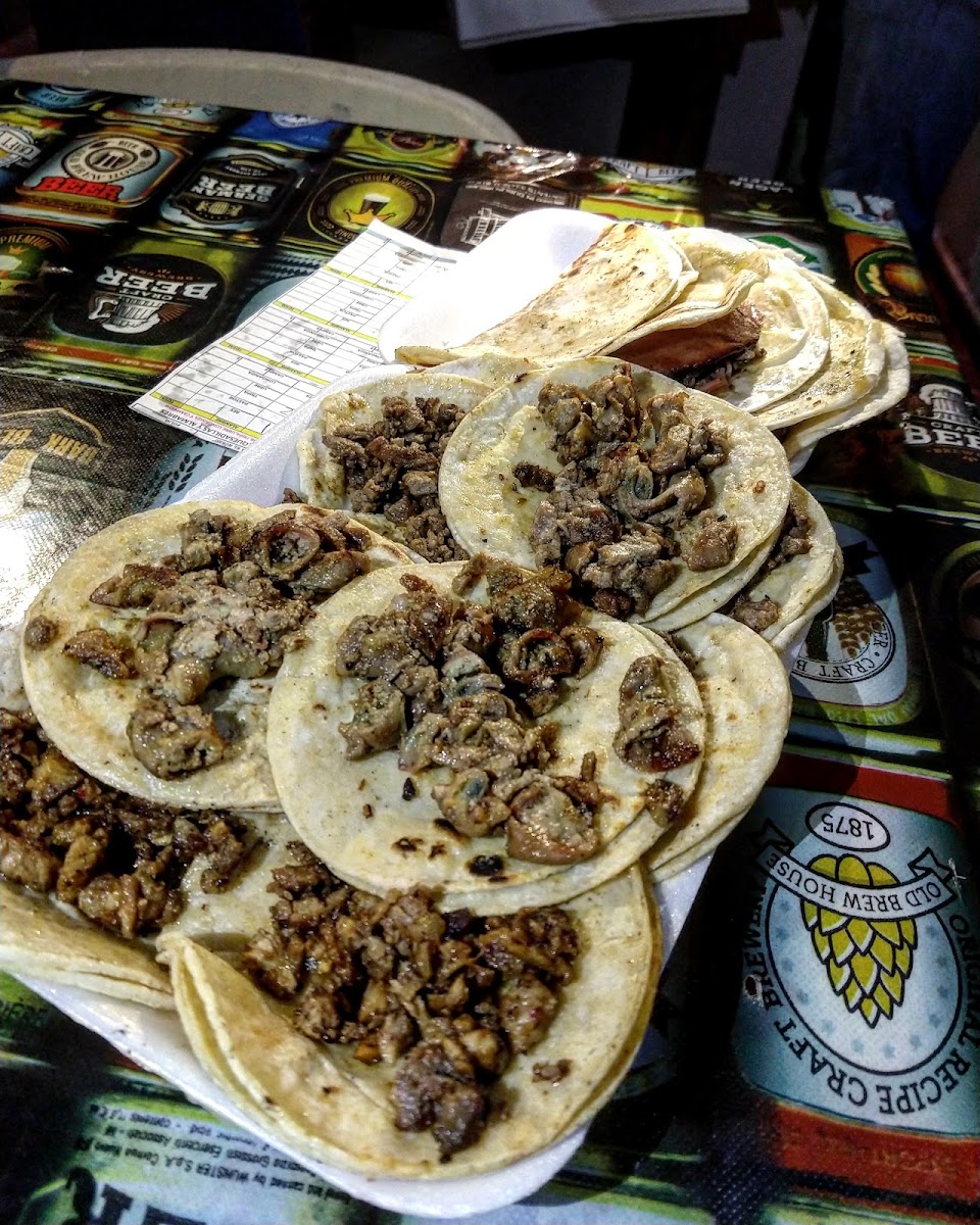 Taquería El Güero Photo 9