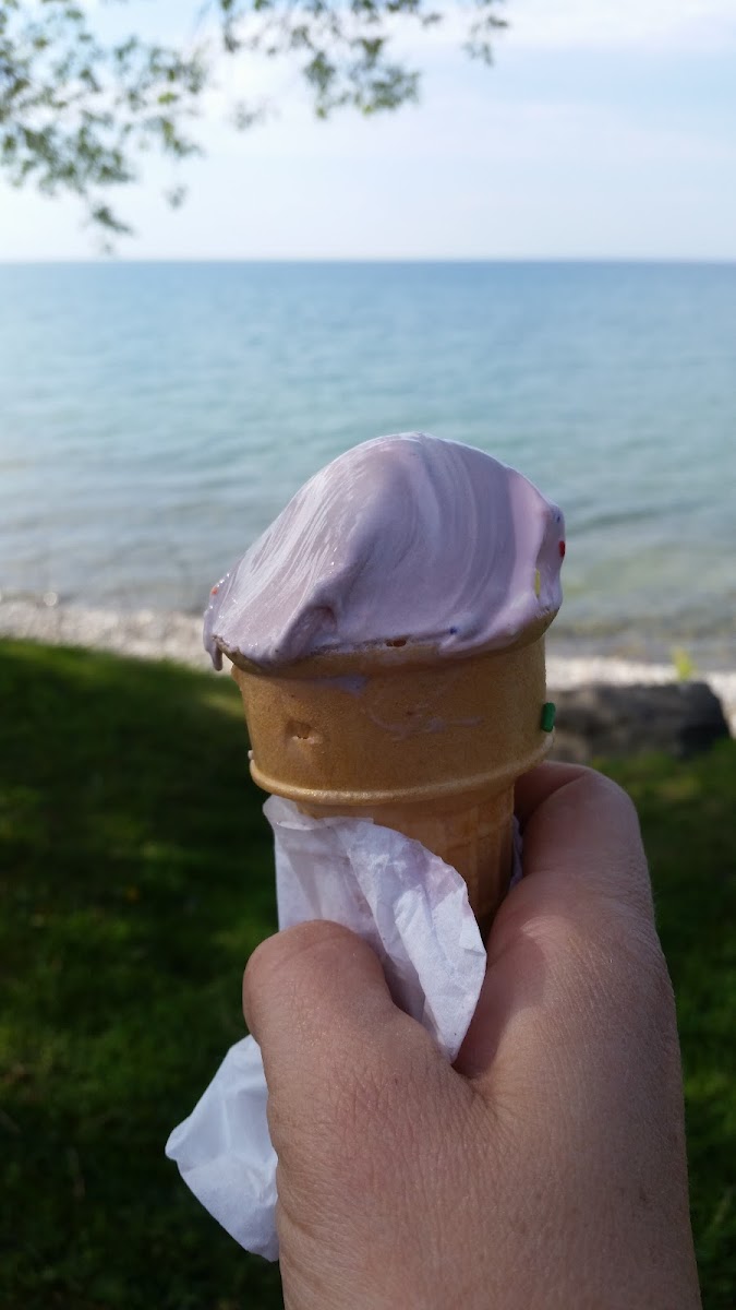Bev's Dairy Treat Photo 9