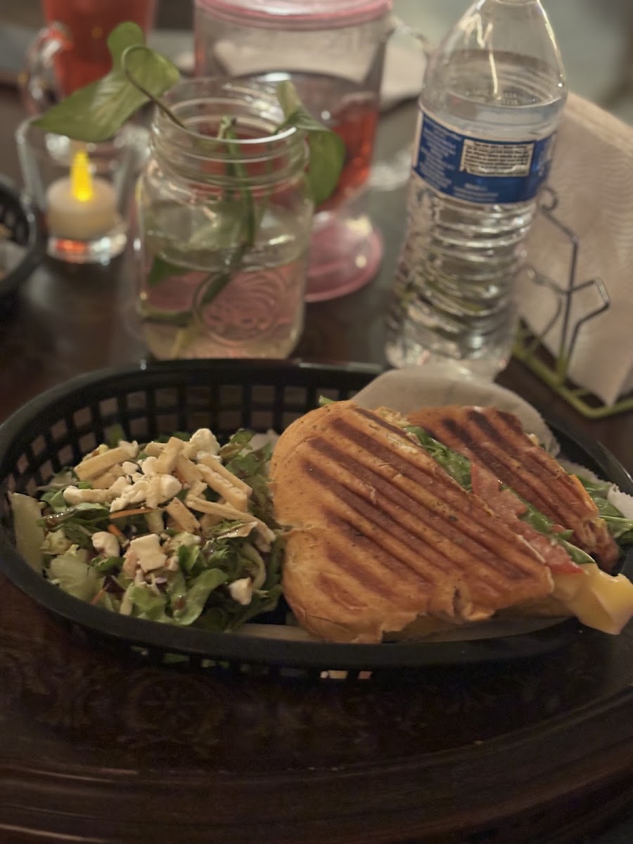 Lumière Café Photo 6