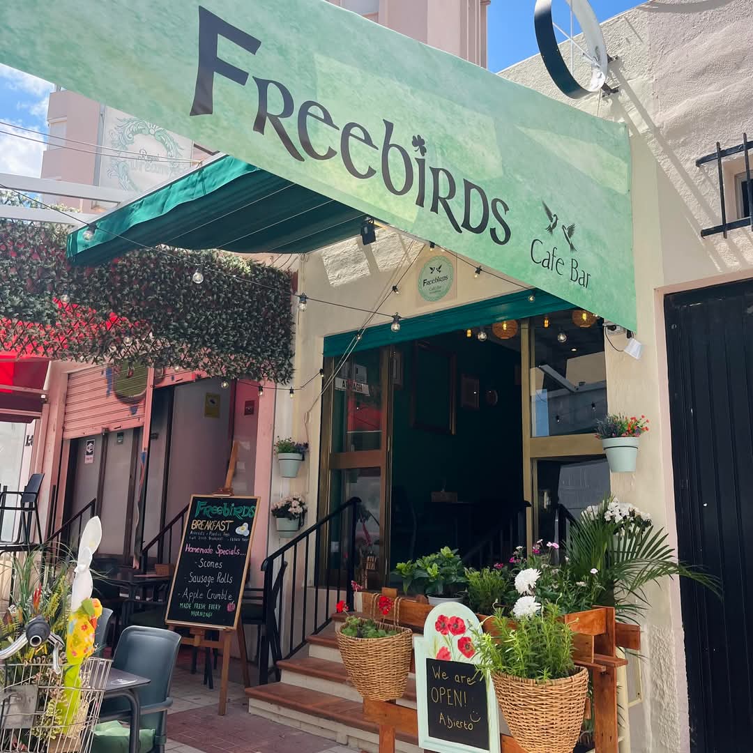 FREEBIRDS CAFE BAR