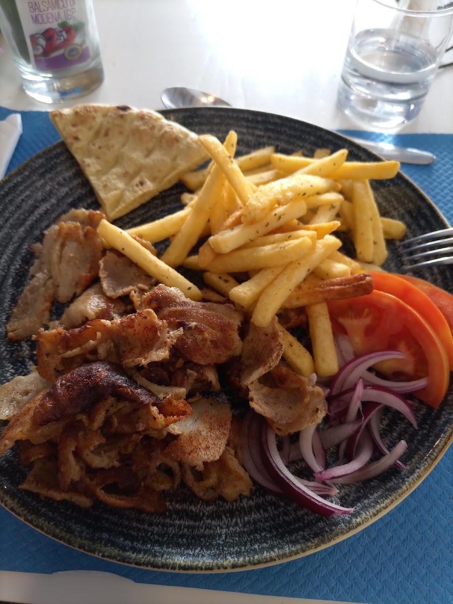 MAZI ristorante greco Photo 6