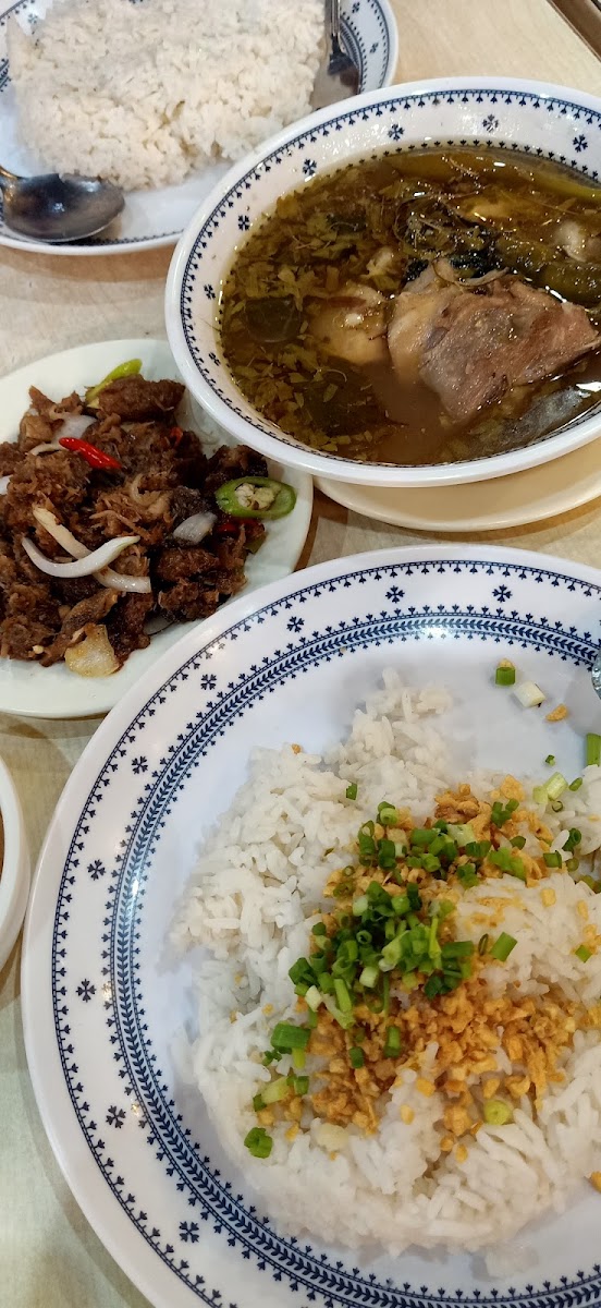 Edison's Lugaw Tokwa Baboy Photo 9