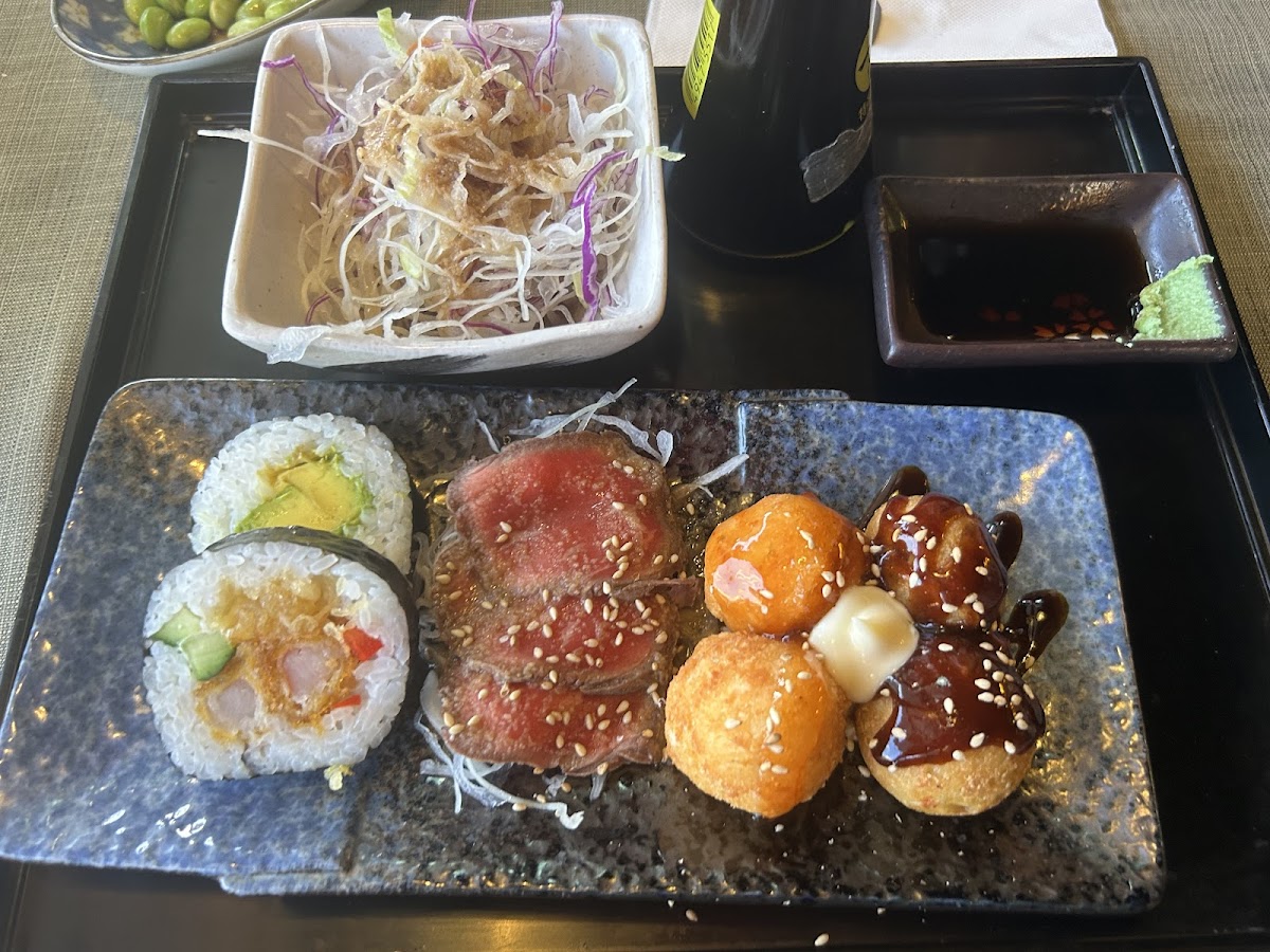 Ezumi Japanese Restaurant Photo 2