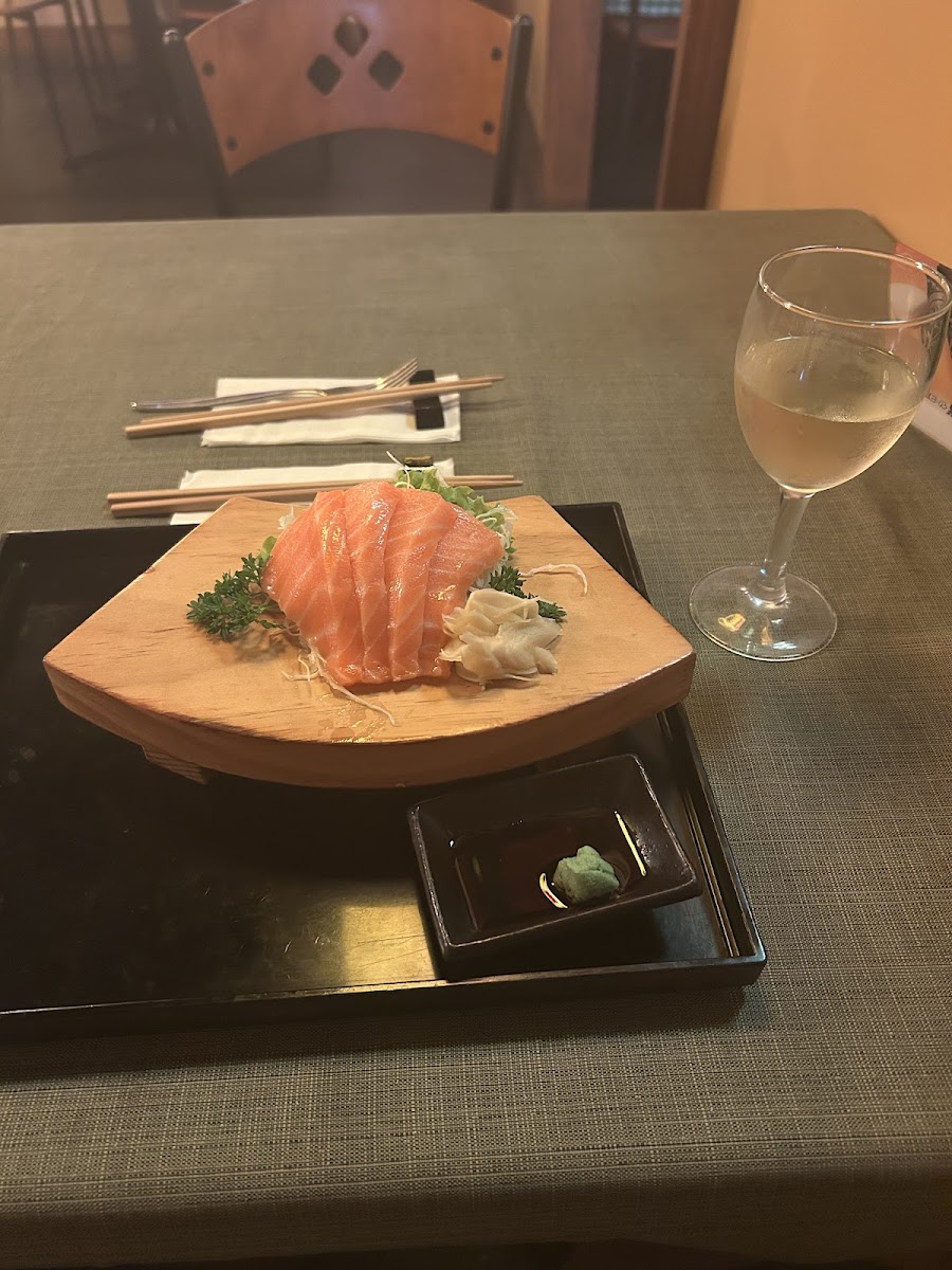 Ezumi Japanese Restaurant Photo 4